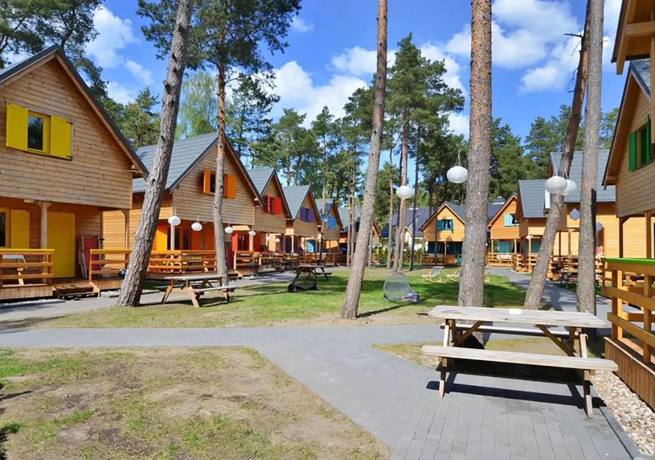 Kolorowe Domki Pobierowo Buitenkant foto