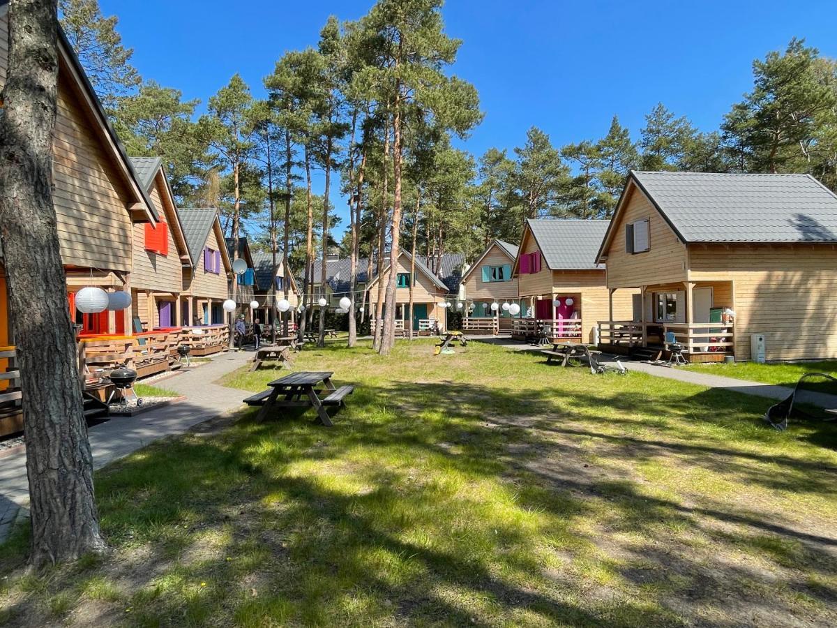 Kolorowe Domki Pobierowo Buitenkant foto
